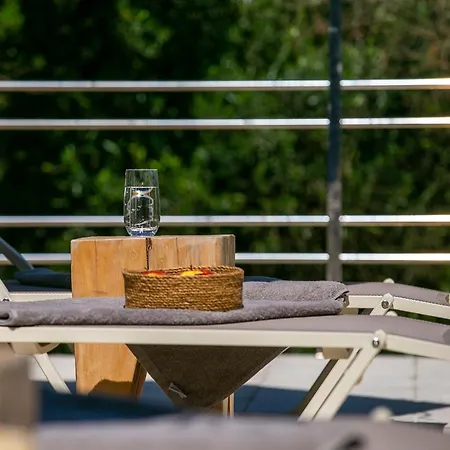 Apartman Amd House *