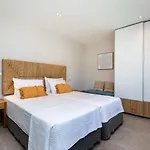 Apartament Amd House *