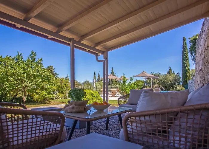Amd House Gastouri (Corfu)